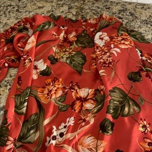 Open back floral shirt